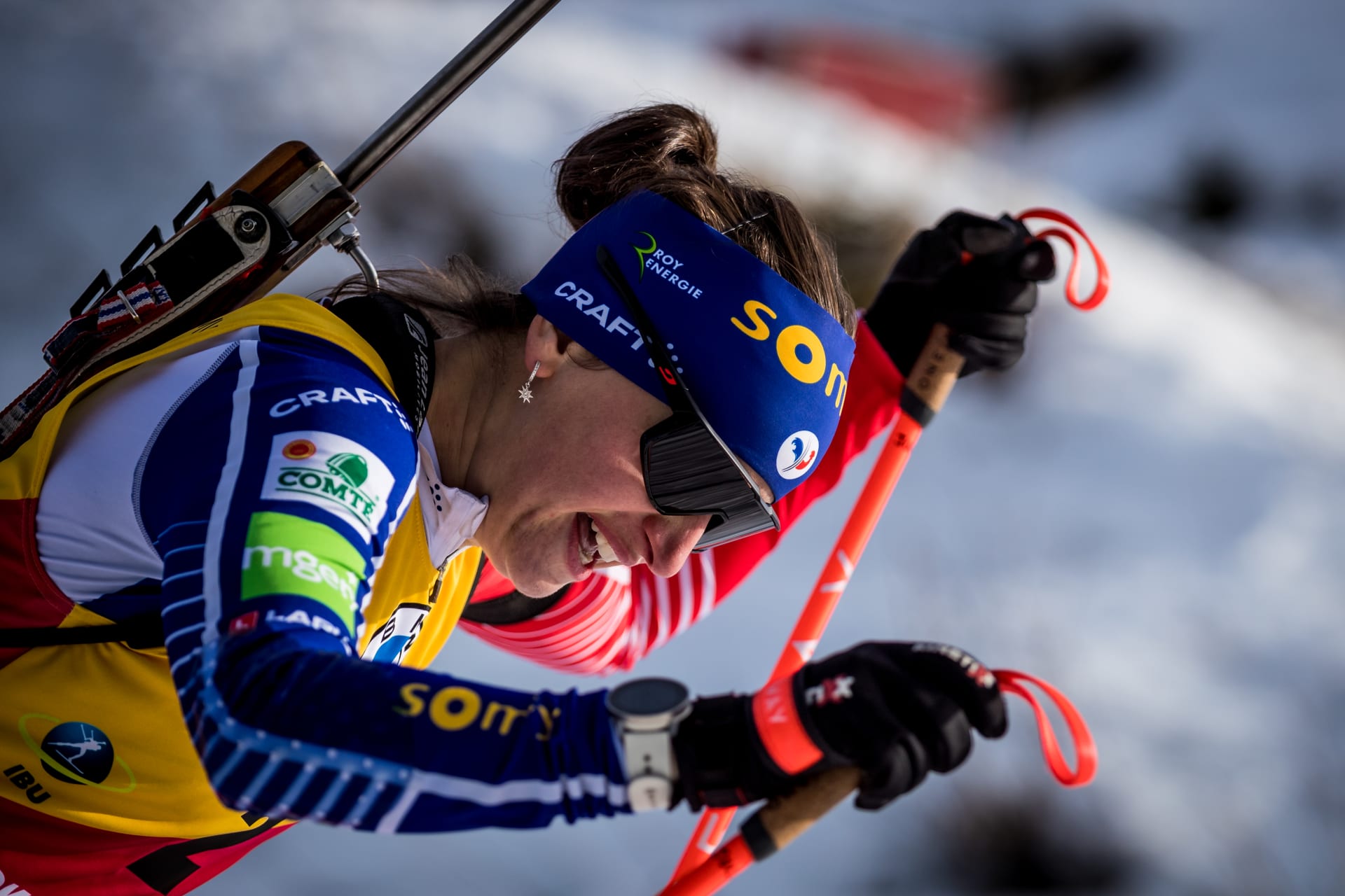 Verfolgung Perfektes Schießen Elvira Öberg den Weg zum Sieg